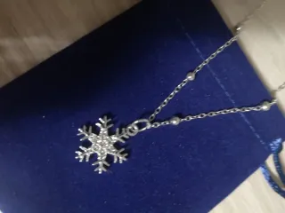 Collana fiocco di neve con strass