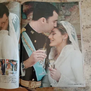 Espectacular Revista de la Boda del Siglo