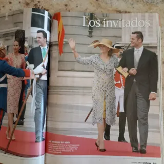 Espectacular Revista de la Boda del Siglo