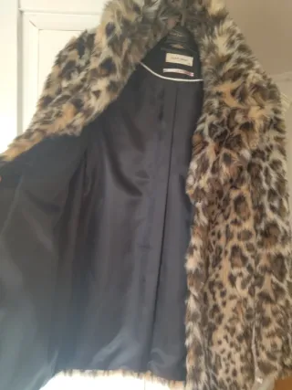 Chaquetón pelo sintético Animal Print NAF-NAF.