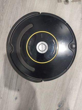 Robot Aspirador Roomba Negro. Falla la batería.