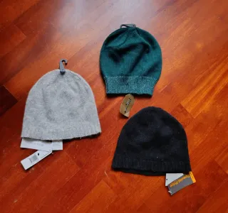 Lotto 3 berretti nuovi