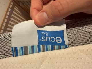 Cuna Ikea Sniglar y colchón Ecus Oxsi Visco Plus