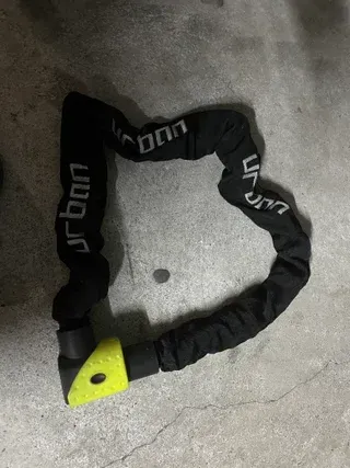 Cadena de seguridad para moto