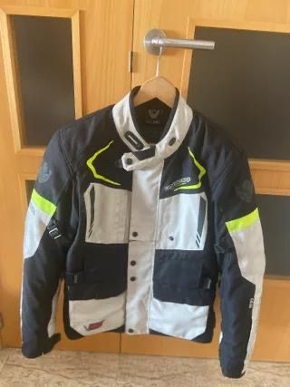 Chaqueta de Moto Negra y Blanca