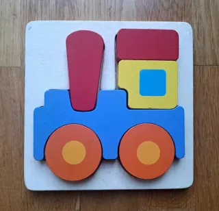 Puzzle encajable infantil tren
