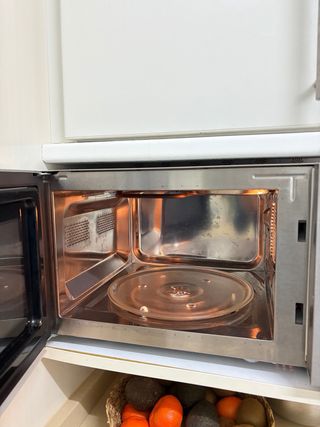 Horno Microondas Grill Orbegozo