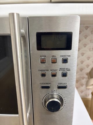 Horno Microondas Grill Orbegozo