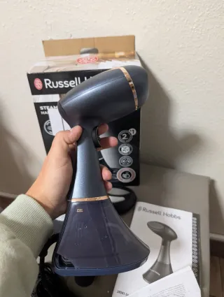 Plancha Vertical Russell Hobbs Steam Genie