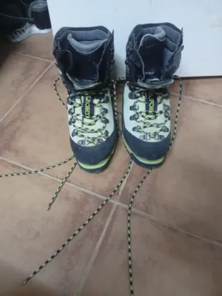 Botas de Montaña La Sportiva mujer