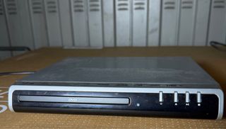 Reproductor DVD No es marca Sony, es i.joy