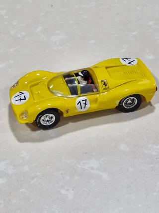 Scalextric Ferrari GT330 amarillo