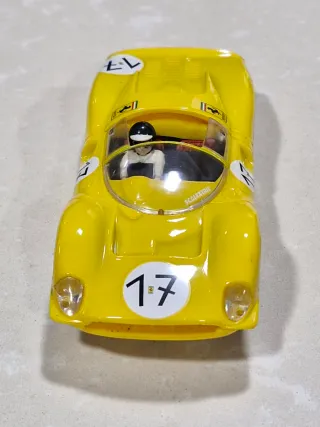 Scalextric Ferrari GT330 amarillo