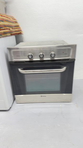 Horno eléctrico  Son varios modelos