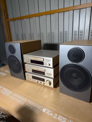Equipo de sonido Denon Plata