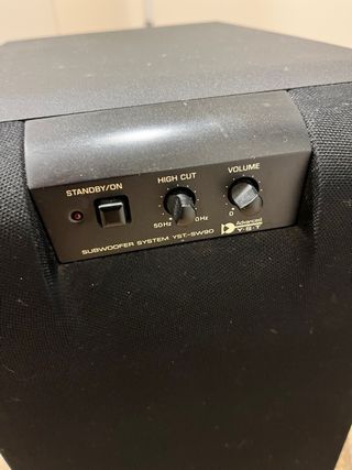 Subwoofer Yamaha Negro