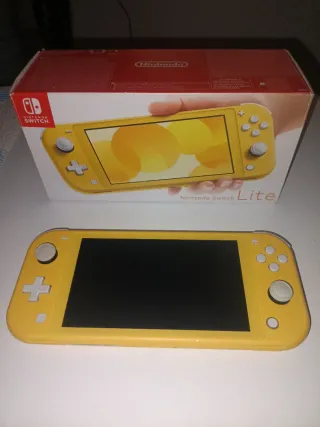 Console portatile Nintendo switch lite gialla