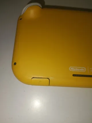 Console portatile Nintendo switch lite gialla