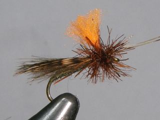 MOSCAS PARA LA PESCA DE TRUCHAS