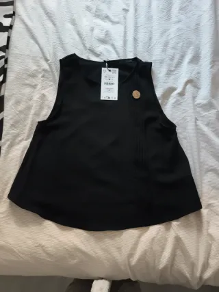 Top Zara Negro sin Mangas