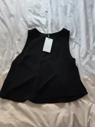Top Zara Negro sin Mangas