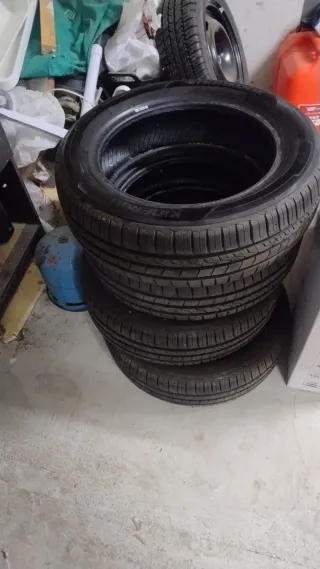 4 Neumáticos KINERGY ECO 2 165/60 R14 75T