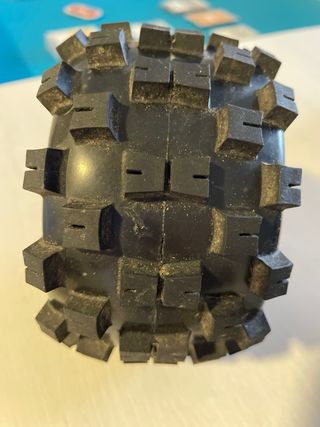 Set Ruedas Louise RC MT-MCROSS 1/10