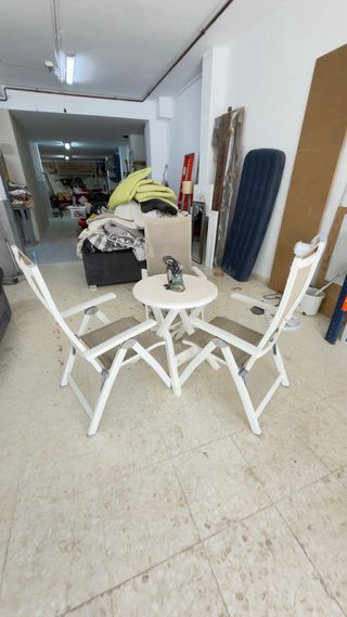 Mesa de terraza y 4 sillas