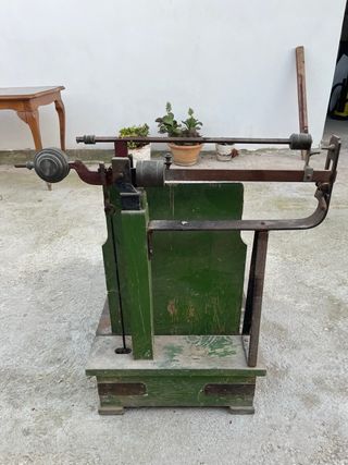 Báscula romana antigua de plataforma