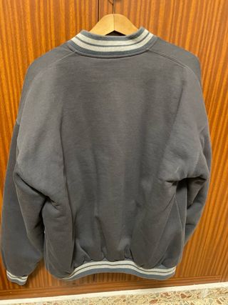 Chaqueta estilo bomber gris talla M/L - PVP 50€