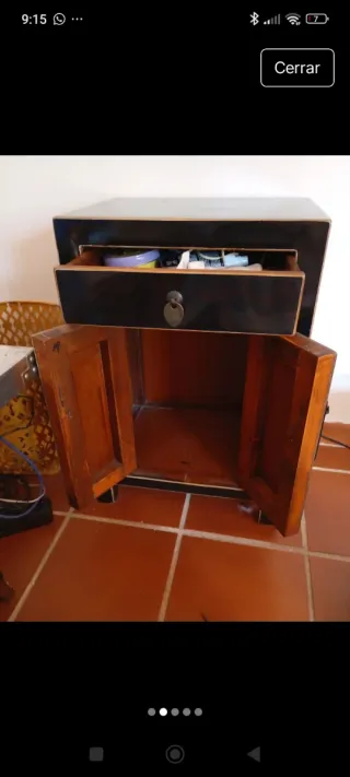 Mesita auxiliar diseño oriental