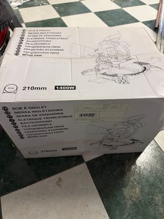 Sierra Ingletadora 210mm 1400W Nueva