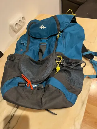 Mochila de montaña Quechua