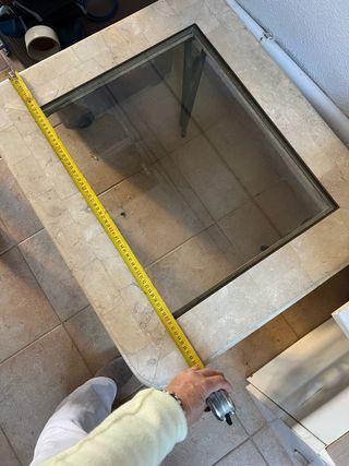 Mesa auxiliar forja, mármol y cristal