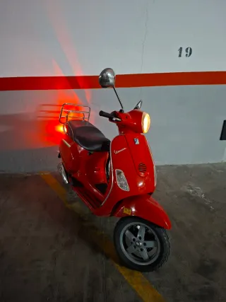 Vespa LX 125 · Año 2006 · ITV en vigor