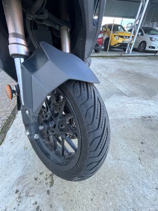 Honda ADV 350 2022 Maxiscooter