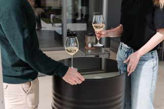 Mesa LED con efecto infinito – diseño exclusivo