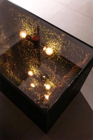 Mesa LED con efecto infinito – diseño exclusivo