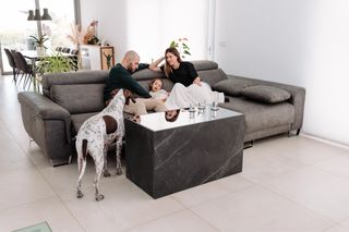 Mesa LED con efecto infinito – diseño exclusivo