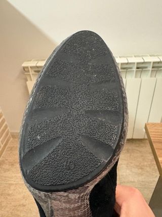 Botines negros de tacón elegantes