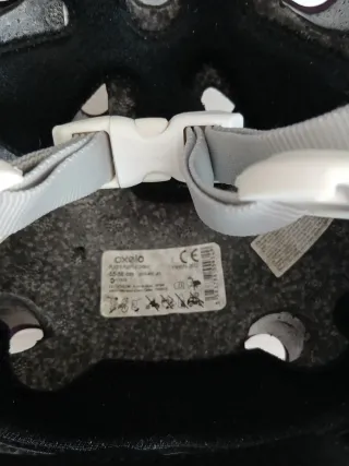 Pattini in linea viola e grigi