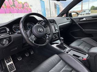 Volkswagen Golf R300 MK7