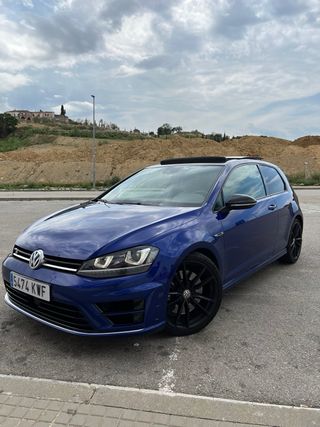 Volkswagen Golf R300 MK7