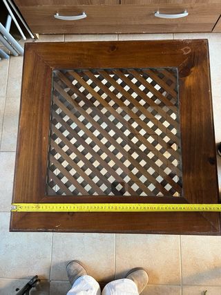 Mesa auxiliar madera y cristal trenzado