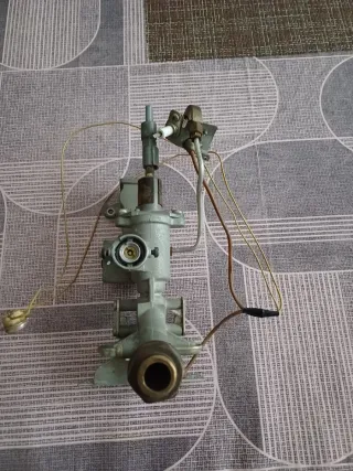 Válvula gas Edesa calentador en buen estado