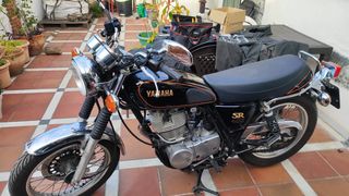 Yamaha SR400