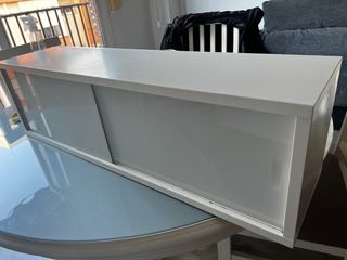 Estantería cerrada blanca