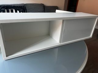 Estantería cerrada blanca