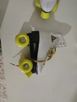 Patines Retro Blancos Talla 33