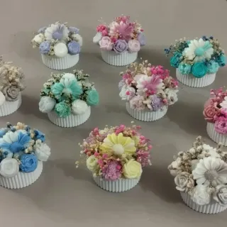 Creazioni in gesso ceramico e cera di soia